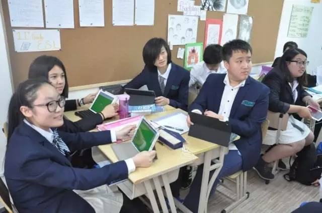 美國巴斯圖學校教學